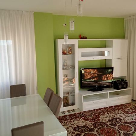 Via Genova Apartment Олбия Екстериор снимка