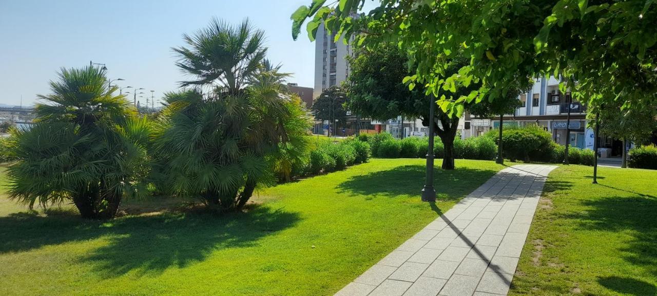 Via Genova Apartment Олбия Екстериор снимка