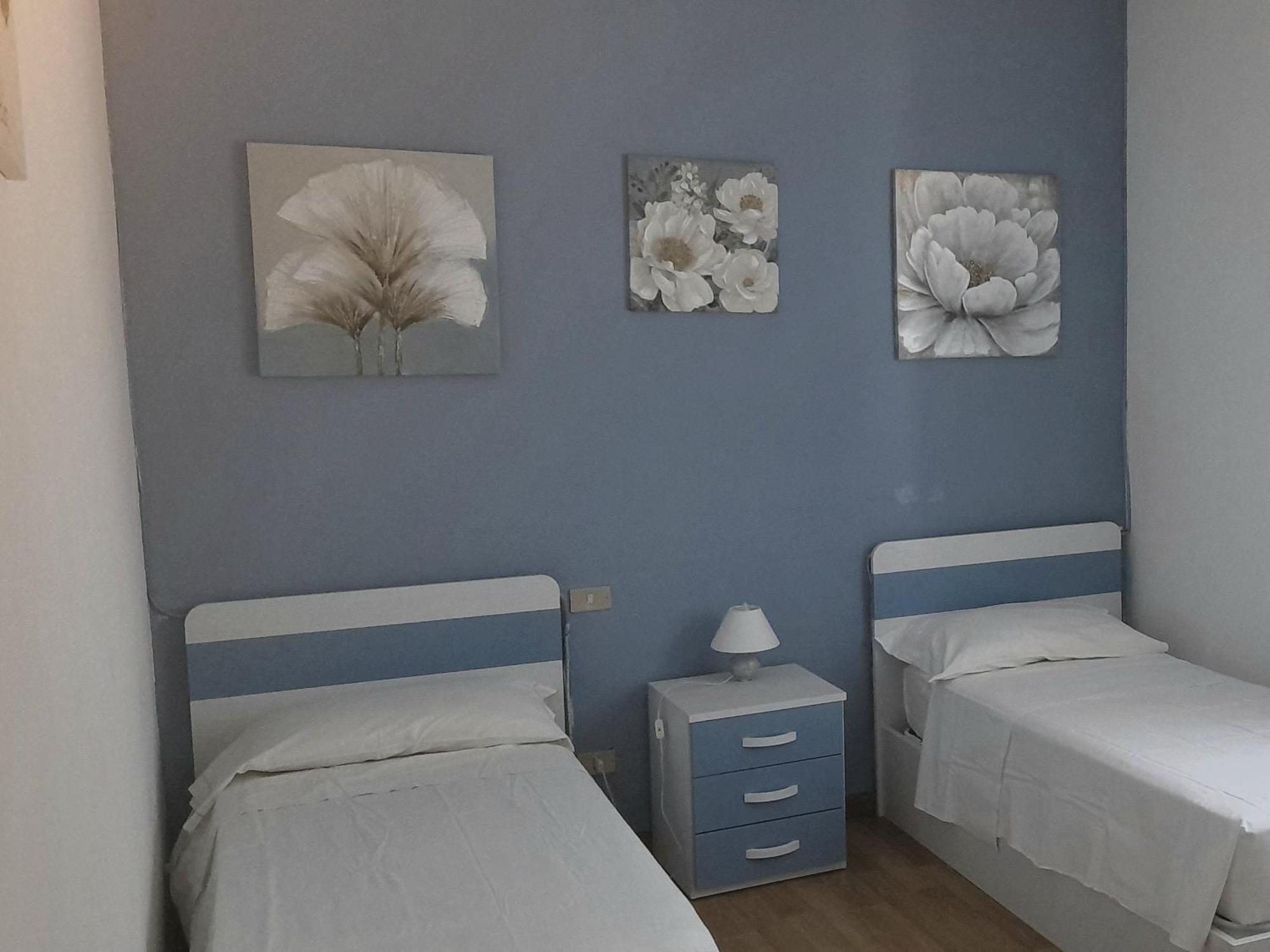 Via Genova Apartment Олбия Екстериор снимка