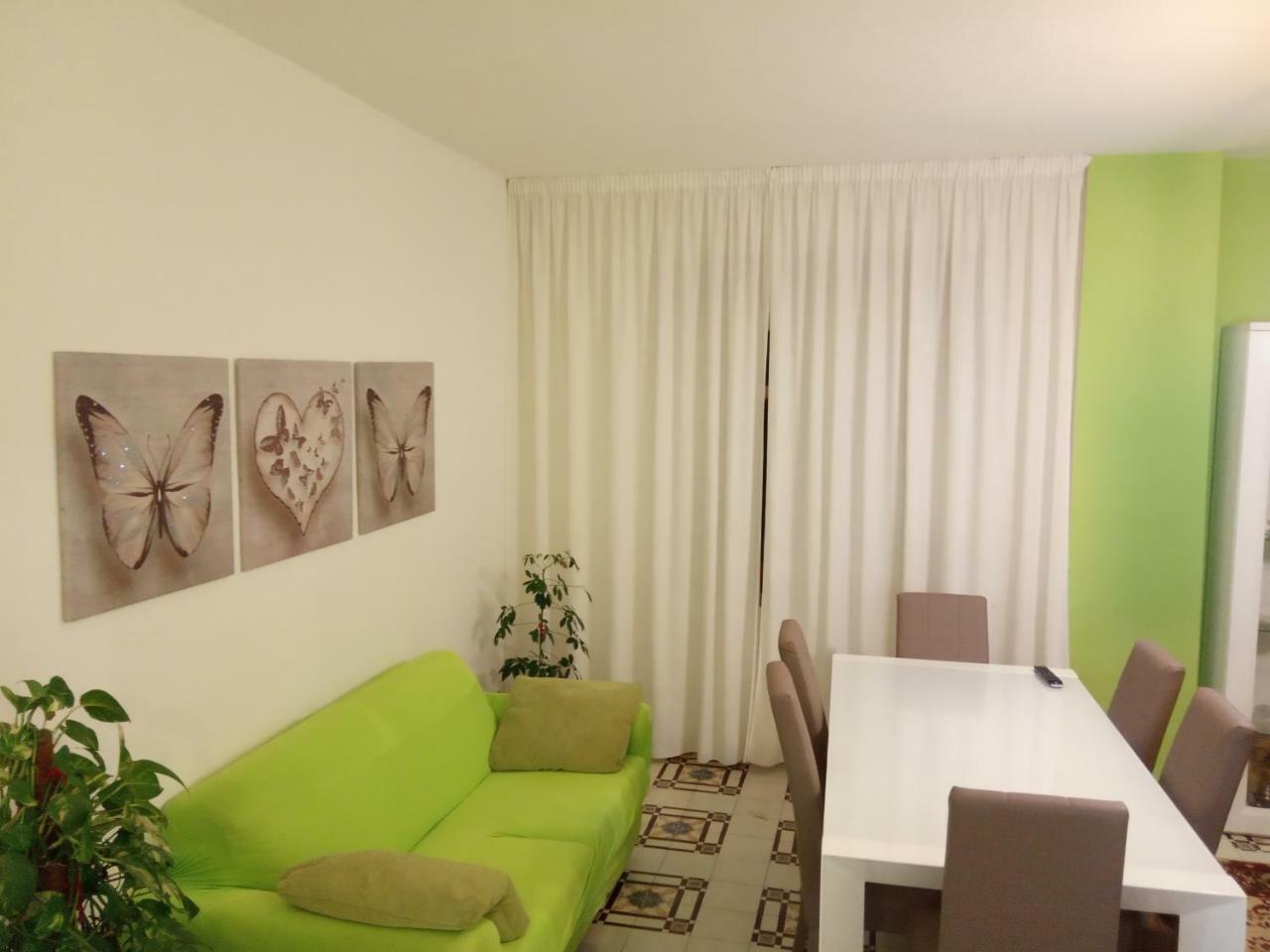 Via Genova Apartment Олбия Екстериор снимка