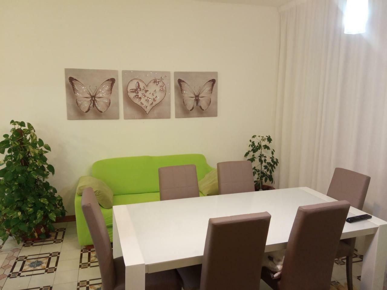 Via Genova Apartment Олбия Екстериор снимка
